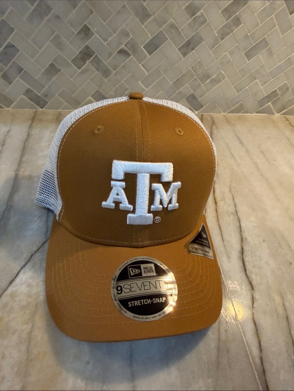 NEW ERA 9SEVENTY TEXAS A&M Snap back hat NWT